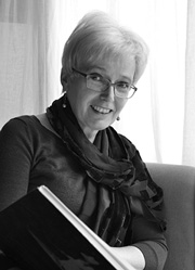 Bronwen Saunders Translations